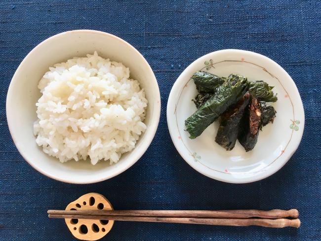 お鍋でご飯が炊けて常備菜があれば怖いものなし 作り置き保存食の決定版 紫蘇くるみ味噌 と お鍋で簡単 白ご飯 お家で簡単 ベジごはん