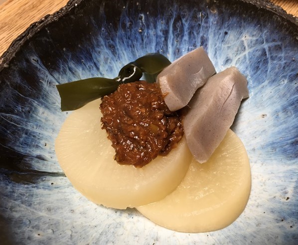 寒い時は煮物であったまろう ふろふき大根とこんにゃくのねぎ味噌かけ お家で簡単 ベジごはん