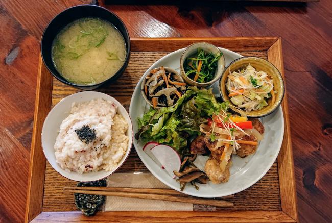 自然の恵みをたっぷりとどうぞ しみじみ美味しいベジごはん にしまきごはん 武蔵小金井